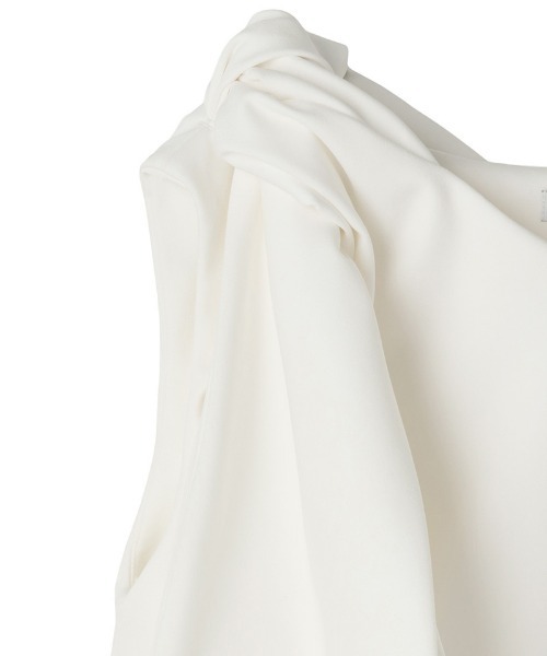 JENNE(ジェンヌ)の「リボンVネックトップス(その他トップス・レディース・ネイビー/ブラック/ホワイト・LARGE/MEDIUM/SMALL)」の4枚目の写真