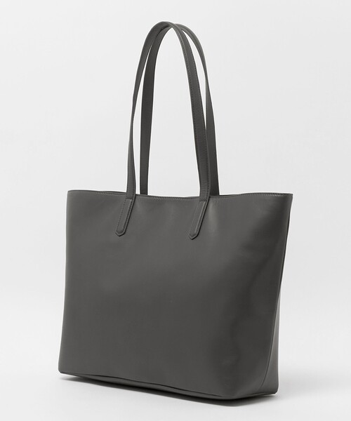 A DAY IN THE LIFE UNITED ARROWS(アデイインザライフユナイテッドアローズ)の「スムース レザー トートバッグ<A DAY IN THE LIFE>(トートバッグ・メンズ・ダークグレー/ブラック・FREE)」の9枚目の写真