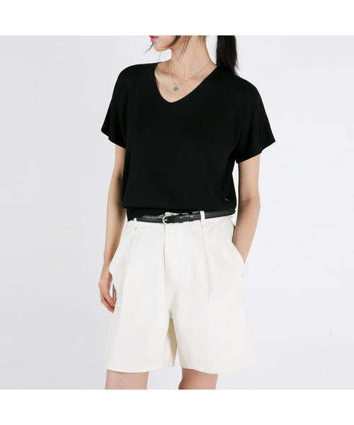 UMM(ウム)の「レディース サマー ソフトタッチ Vネックニット 3COLOR(Tシャツ/カットソー・レディース・ベージュ/ブラック/ライトピンク・F)」の2枚目の写真