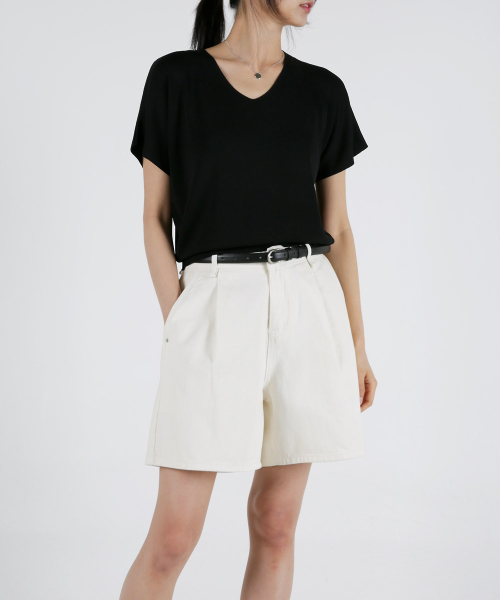 UMM(ウム)の「レディース サマー ソフトタッチ Vネックニット 3COLOR(Tシャツ/カットソー・レディース・ベージュ/ブラック/ライトピンク・F)」の11枚目の写真