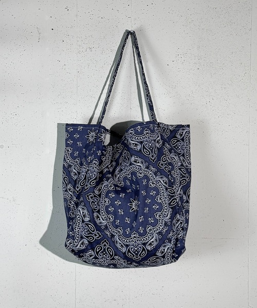 folka(フォルカ)の「4E68-SZ ペイズリー柄 ビッグトートバッグ(トートバッグ・レディース・ネイビー・ONESIZE)」の1枚目の写真