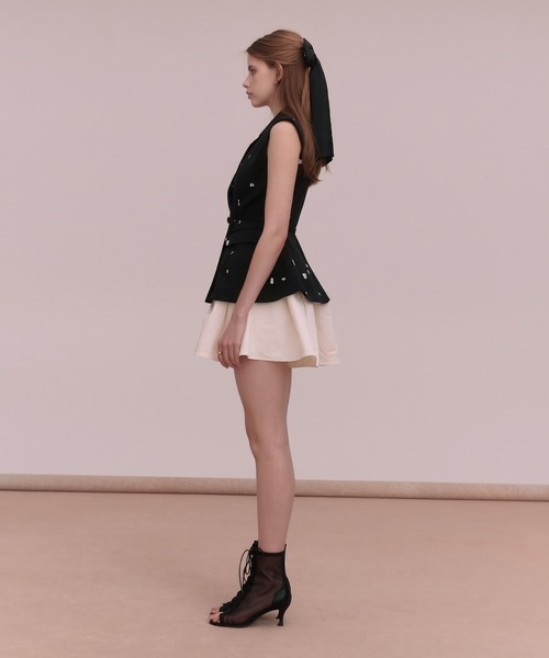 EIMY ISTOIRE(エイミーイストワール)の「CONSCIOUS TAILORED GILET(ベスト・レディース・オフホワイト/ピンクベージュ/ブラック・F)」の8枚目の写真