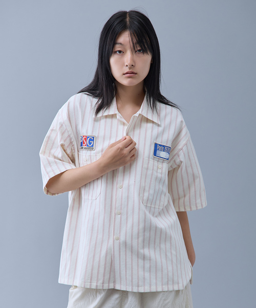 PARIS SAINT-GERMAIN(パリサンジェルマン)の「【Paris Saint-Germain / パリ・サン=ジェルマン】 JP 1970 Stripe Shirt(シャツ/ブラウス・メンズ・ネイビー/ピンク/ホワイト・MEDIUM/LARGE)」の5枚目の写真