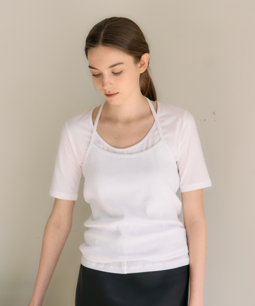 Ellioti(エリオティ)の「Ive Halter Sleeveless Top_5Color(Tシャツ/カットソー・レディース・ブラック/イエロー/ミント/ホワイト/PINK・FREE)」の6枚目の写真