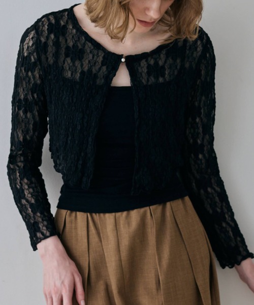flaeu(フラユ)の「Flower Lace Short Cardigan(カーディガン/ボレロ・レディース・ブラック/アイボリー・FREE)」の7枚目の写真