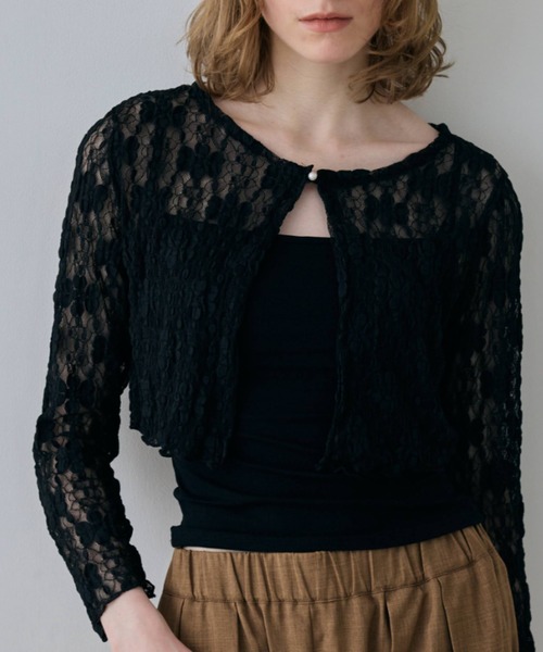 flaeu(フラユ)の「Flower Lace Short Cardigan(カーディガン/ボレロ・レディース・ブラック/アイボリー・FREE)」の13枚目の写真
