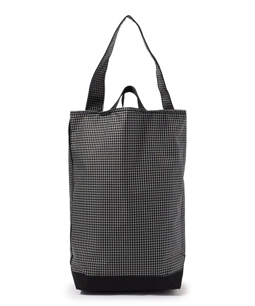 TEMBEA(テンベア)の「TEMBEA BAGUETTE ULTRA GRID トートバッグ(トートバッグ・レディース・ブラック・FREE)」の1枚目の写真