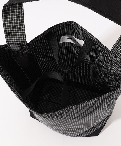 TEMBEA(テンベア)の「TEMBEA BAGUETTE ULTRA GRID トートバッグ(トートバッグ・レディース・ブラック・FREE)」の8枚目の写真