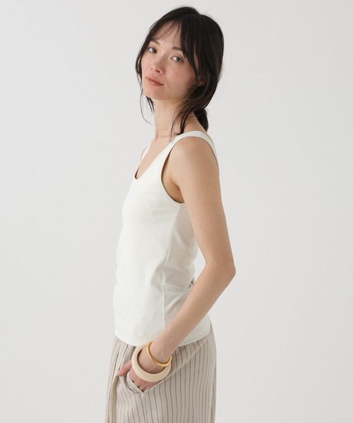 BABYLONE(バビロン)の「カップ付きバッグチャームタンク(タンクトップ・レディース・ブラック/オフホワイト・フリー)」の5枚目の写真