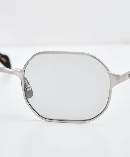 kearny(カーニー)の「【Kearny / カーニー】konide-7 green lens(サングラス・メンズ・ゴールド/シルバー・FREE)」の3枚目の写真