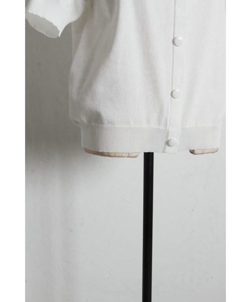 tocco closet(トッコ クローゼット)の「【ZOZO限定】接触冷感フラワーレース襟半袖カーディガン(ニット/セーター・レディース・ラベンダー/ネイビー/ブラック/オフホワイト・M)」の7枚目の写真
