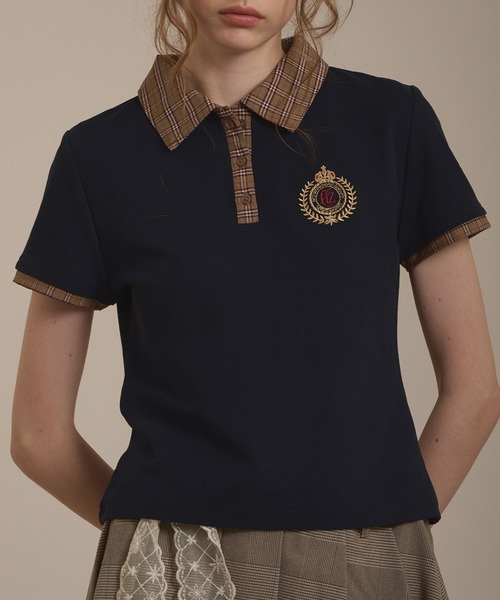 hazyl(ヘイジル)の「emblem logo polo shirt / エンブレムロゴポロシャツ(ポロシャツ・レディース・ネイビー/ブラウン系その他・フリー)」の5枚目の写真