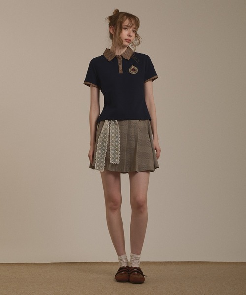 hazyl(ヘイジル)の「emblem logo polo shirt / エンブレムロゴポロシャツ(ポロシャツ・レディース・ネイビー/ブラウン系その他・フリー)」の10枚目の写真