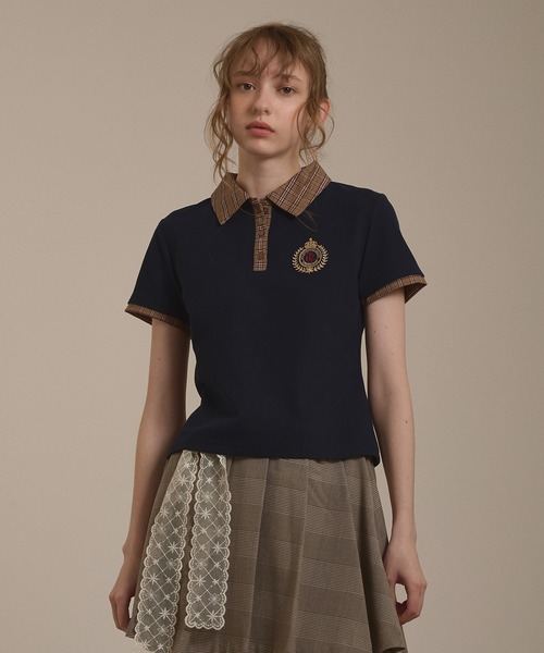 hazyl(ヘイジル)の「emblem logo polo shirt / エンブレムロゴポロシャツ(ポロシャツ・レディース・ネイビー/ブラウン系その他・フリー)」の12枚目の写真