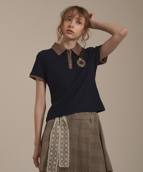 hazyl(ヘイジル)の「emblem logo polo shirt / エンブレムロゴポロシャツ(ポロシャツ・レディース・ネイビー/ブラウン系その他・フリー)」の14枚目の写真