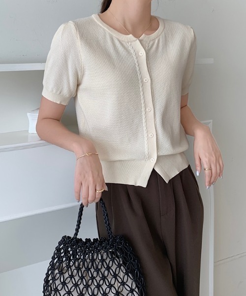 HAILY(ヘイリー)の「ケーブルラインサマーニットクルーネックカーディガン(カーディガン/ボレロ・レディース・ベージュ/ホワイト/ブラック・FREE)」の21枚目の写真