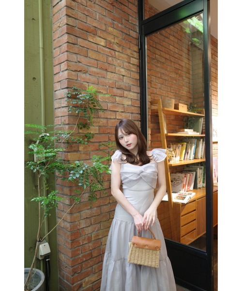 MISTREASS(ミストレアス)の「Sheer Gingham Tiered Dress(ワンピース・レディース・ブラック/グレー/アイボリー・FREE)」の8枚目の写真