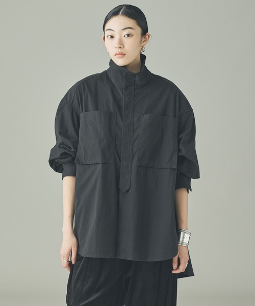 Curensology（カレンソロジー）の「Curensology(カレンソロジー)/ナイロンバイオシャツ（シャツ/ブラウス・レディース・カーキ/ブラック/ダークブラウン・FREE）」の2枚目の写真