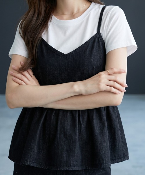 umune(ウムネ)の「デニムキャミソール Tシャツ セット アンサンブル 2点セット ギャザー ペペラム 半袖 カットソー レイヤード 重ね着 トップス 夏(アンサンブル・レディース・ライトインディゴブルー/ブラック/インディゴブルー・FREE)」の2枚目の写真