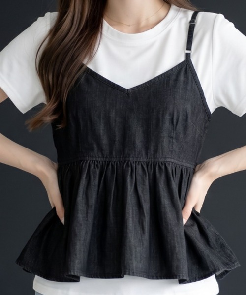 umune(ウムネ)の「デニムキャミソール Tシャツ セット アンサンブル 2点セット ギャザー ペペラム 半袖 カットソー レイヤード 重ね着 トップス 夏(アンサンブル・レディース・ライトインディゴブルー/ブラック/インディゴブルー・FREE)」の6枚目の写真
