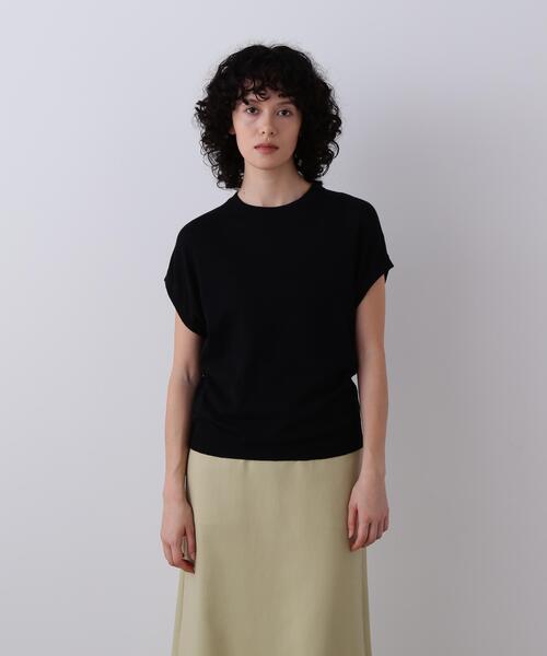 YLEVE（イレーヴ）の「YLEVE / COTTON LINEN KNIT ASYMMETRY PULLOVER（ニット/セーター・レディース・カーキ/ブラック/ホワイト・1）」の2枚目の写真