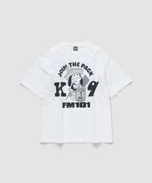 BIAS DOGS（バイアスドッグス）の「BIAS DOGS / K9 FM 101 Print Tee《ESTNATION EXCLUSIVE》（Tシャツ/カットソー）」