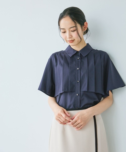 Andemiu（アンデミュウ）の「プリーツシャツ半袖/1043845（シャツ/ブラウス・レディース・ブルー/オフホワイト/ネイビー・FREE）」の16枚目の写真
