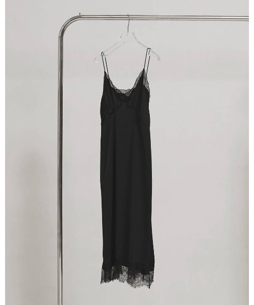 TODAYFUL（トゥデイフル）の「TODAYFUL Satin Lace Dress（ワンピース・レディース・オフホワイト/ブラック・36/38）」の2枚目の写真