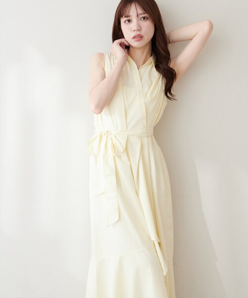 natural couture(ナチュラルクチュール)の「アシンメトリーヘムシャツワンピース(シャツワンピース・レディース・ブラック/ネイビー/イエロー/ブルー・FREE)」の1枚目の写真