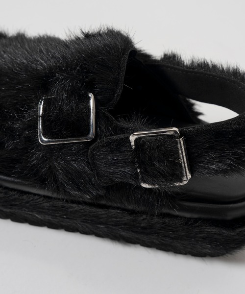MAISON SPECIAL(メゾンスペシャル)の「Fur-Like Volume Sole Slingback Mules/ファーライクボリュームソールスリングバックミュール(その他シューズ・レディース・ブラック・36/38/37)」の6枚目の写真