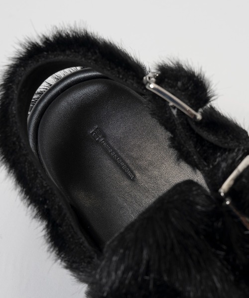 MAISON SPECIAL(メゾンスペシャル)の「Fur-Like Volume Sole Slingback Mules/ファーライクボリュームソールスリングバックミュール(その他シューズ・レディース・ブラック・36/38/37)」の7枚目の写真