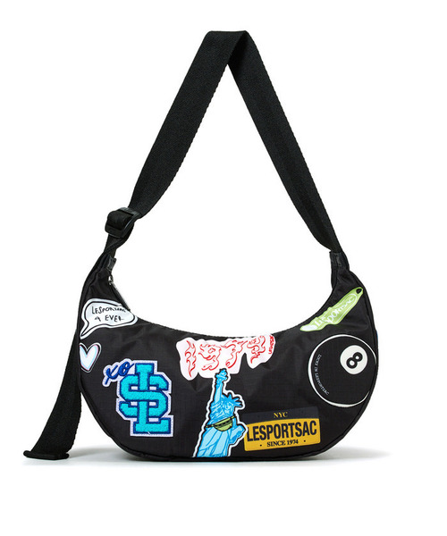 LeSportsac(レスポートサック)の「PW SMALL HOBO パッチワークブラックSMアジャストホーボー(ショルダーバッグ・レディース・ブラック・FREE)」の4枚目の写真