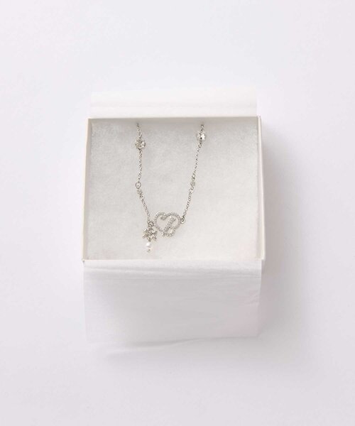 OLIVE des OLIVE(オリーブデオリーブ)の「【Belle Charme】Crystal Logo Necklace(ネックレス・レディース・シルバー・FREE)」の6枚目の写真