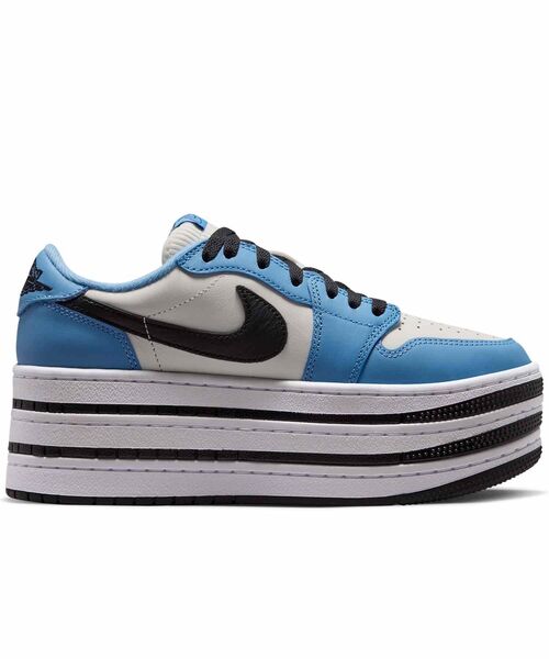 JORDAN BRAND(ジョーダンブランド)の「エア ジョーダン 1 トリプル スタック ウィメンズシューズ / Air Jordan 1 Triple Stack Women's Shoes HV8288-400 Blue Beyond(スニーカー・レディース・ブルー系その他2・25/24.5/24/23.5/23/22.5/22/26/25.5)」の5枚目の写真
