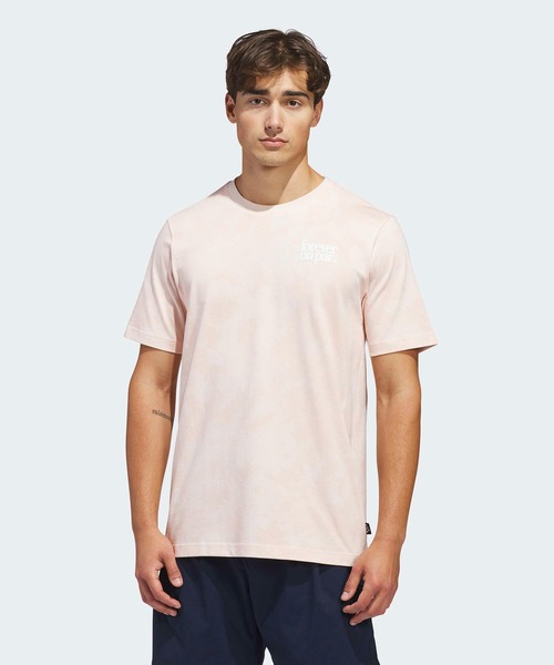 adidas(アディダス)の「ゴルフ F.O.P グラフィック 半袖Tシャツ【adidas Golf/アディダスゴルフ】(Tシャツ/カットソー・メンズ・ピンク・SMALL/MEDIUM/LARGE/X-LARGE/XX-LARGE/3XL)」の1枚目の写真