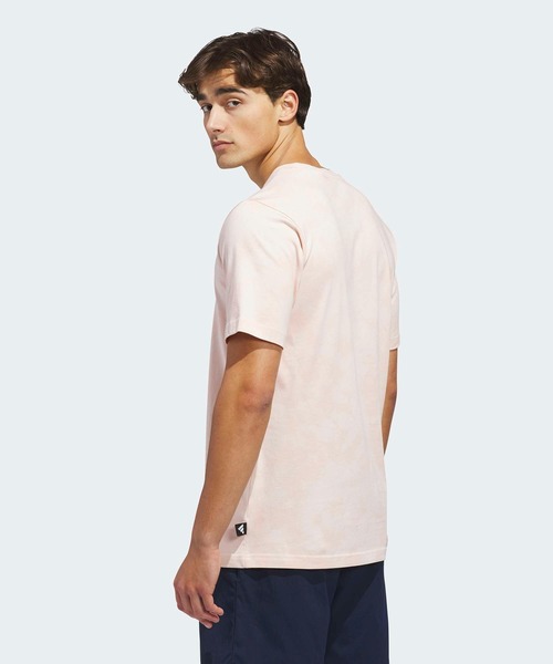 adidas(アディダス)の「ゴルフ F.O.P グラフィック 半袖Tシャツ【adidas Golf/アディダスゴルフ】(Tシャツ/カットソー・メンズ・ピンク・SMALL/MEDIUM/LARGE/X-LARGE/XX-LARGE/3XL)」の2枚目の写真