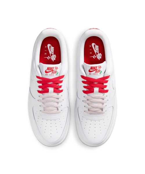 NIKE（ナイキ）の「NIKE/ナイキ WS ｴｱ ﾌｫｰｽ 1 07 SE（スニーカー・レディース・ホワイト×レッド・22cm/23cm/22.5cm/25cm/24.5cm/24cm/23.5cm）」の3枚目の写真