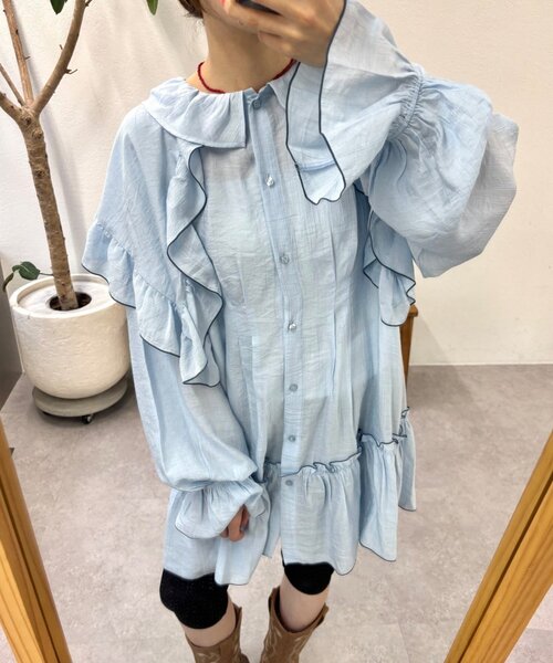 w closet(ダブルクローゼット)の「ビッグ衿フリルミニワンピース(シャツ/ブラウス・レディース・ピンク/ブルー/アイボリー・FREE)」の2枚目の写真