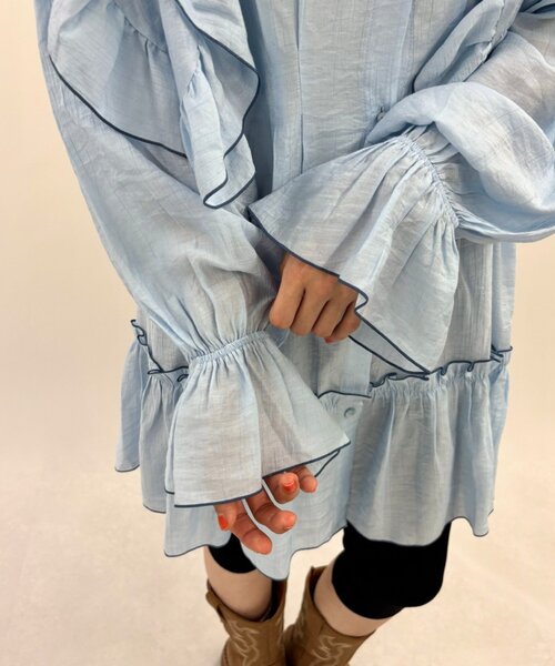 w closet(ダブルクローゼット)の「ビッグ衿フリルミニワンピース(シャツ/ブラウス・レディース・ピンク/ブルー/アイボリー・FREE)」の19枚目の写真