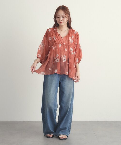 DISCOAT(ディスコート)の「起毛大花柄刺繍ブラウス(シャツ/ブラウス・レディース・ブラック/オレンジ系その他/アイボリー・FREE)」の18枚目の写真