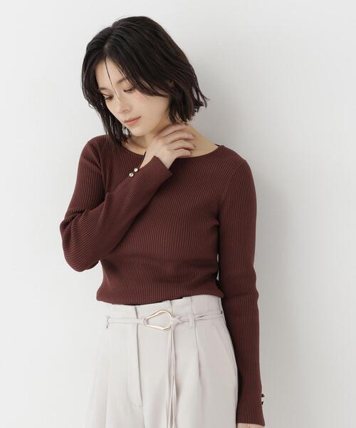 NATURAL BEAUTY BASIC(ナチュラルビューティーベーシック)の「ボートネックニット(ニット/セーター・レディース・ライトグリーン/オフホワイト/ダークブラウン・FREE)」の3枚目の写真