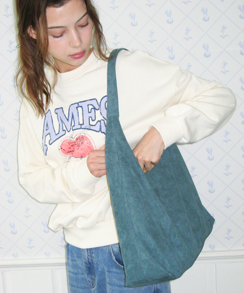 AMESWORLDWIDE（アメスワールドワイド）の「CLASSIC SUEDE SHOULDER BAG MINT（ショルダーバッグ・レディース・その他・FREE）」の4枚目の写真