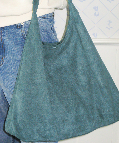 AMESWORLDWIDE（アメスワールドワイド）の「CLASSIC SUEDE SHOULDER BAG MINT（ショルダーバッグ・レディース・その他・FREE）」の10枚目の写真