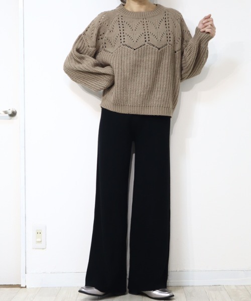 DISKEEN SURE(ディスキーンシュアー)の「高見え編み地が大人っぽ!ニットワイドパンツ(その他パンツ・レディース・ベージュ/ブラック・FREE)」の3枚目の写真