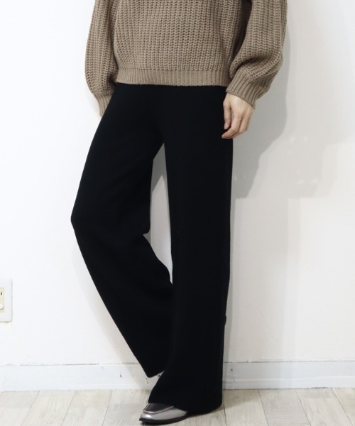 DISKEEN SURE(ディスキーンシュアー)の「高見え編み地が大人っぽ!ニットワイドパンツ(その他パンツ・レディース・ベージュ/ブラック・FREE)」の5枚目の写真
