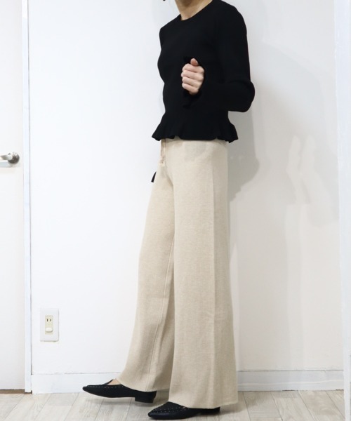 DISKEEN SURE(ディスキーンシュアー)の「高見え編み地が大人っぽ!ニットワイドパンツ(その他パンツ・レディース・ベージュ/ブラック・FREE)」の11枚目の写真
