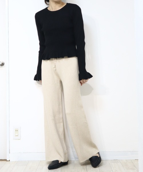 DISKEEN SURE(ディスキーンシュアー)の「高見え編み地が大人っぽ!ニットワイドパンツ(その他パンツ・レディース・ベージュ/ブラック・FREE)」の13枚目の写真