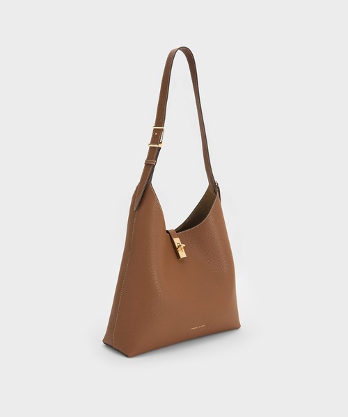 CHARLES & KEITH（チャールズ & キース）の「Chance チャンス ターンロック ホーボーバッグ（ショルダーバッグ・レディース・チョコ/ブラック・L）」の4枚目の写真