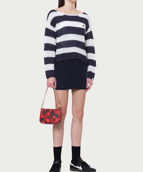 APEE BY A BATHING APE（エイピーバイアベイシングエイプ）の「APEE CAMO PU MINI POCHETTE（ショルダーバッグ・レディース・レッド/ピンク/ブルー・FREE）」の4枚目の写真