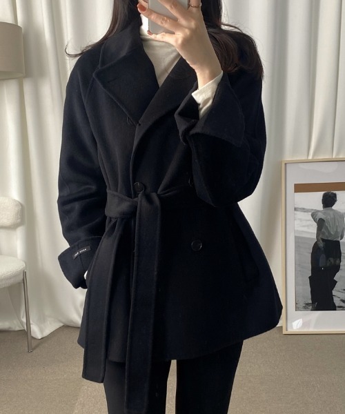 FLINEA(フリネア)の「襟付きダブルブレストメルトンショートコート(ピーコート・レディース・オフホワイト/ブラック・FREE)」の19枚目の写真
